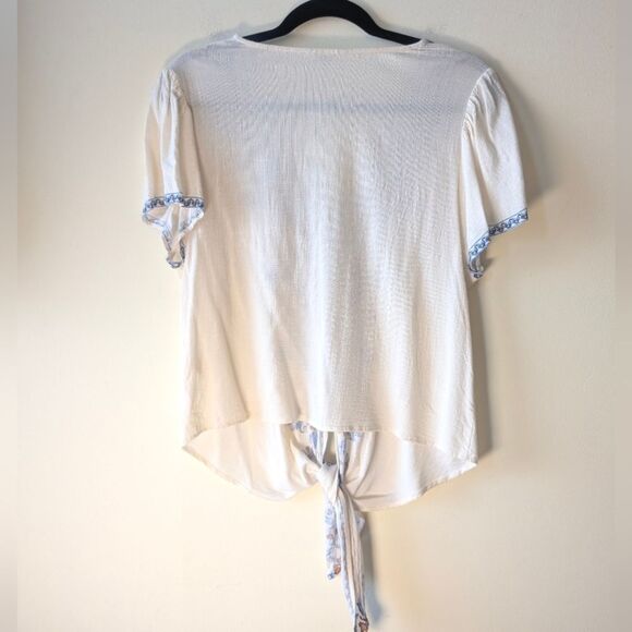 Max Studio Floral Tie Front Top In Cream Blue Multi Size Small - Picture 4 of 7